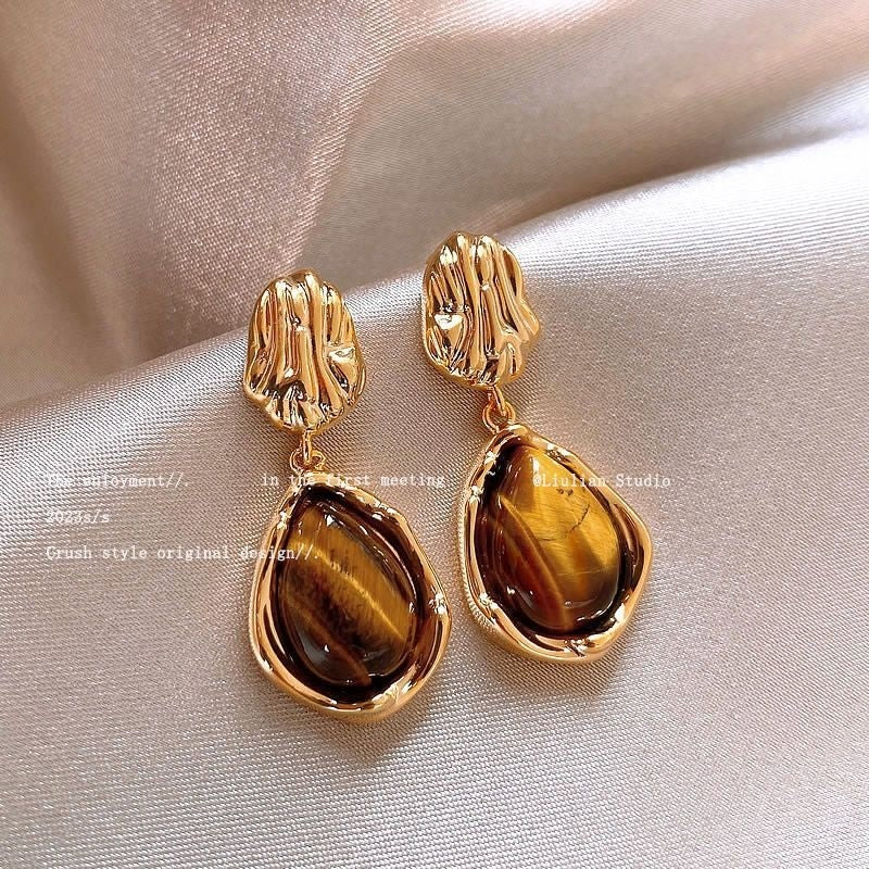 Antique Maillard Amber Stud Earrings For Women